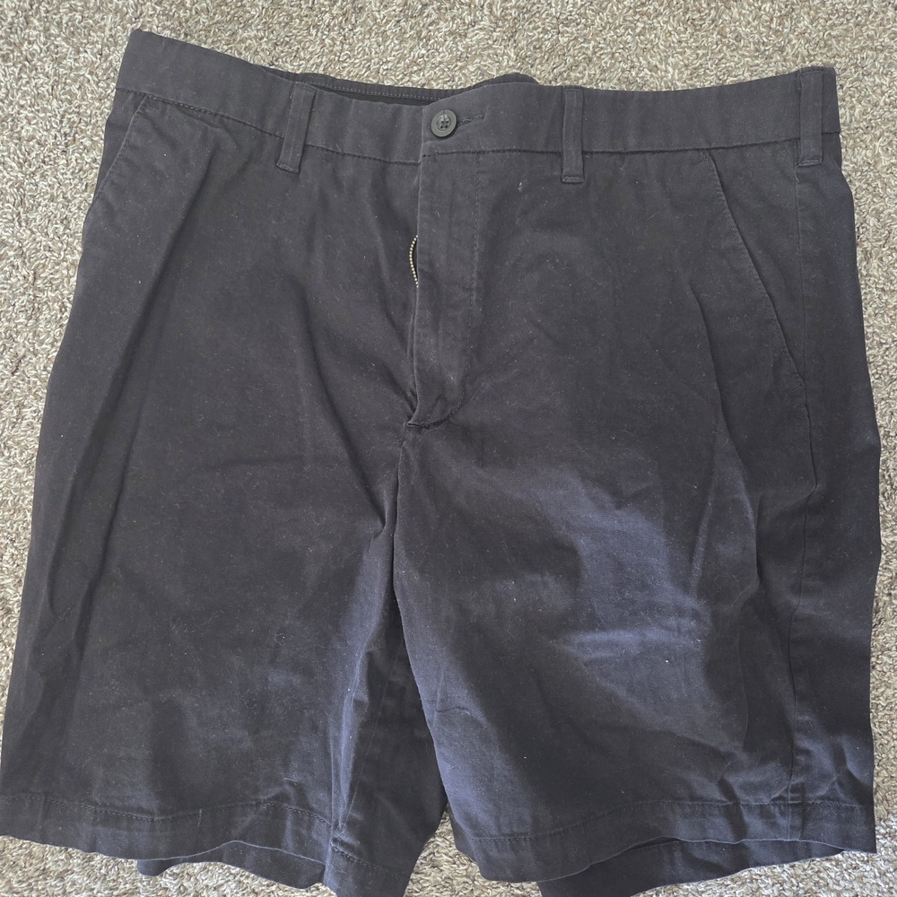 Apt. 9 Men's Dark Gray Flat Front Shorts